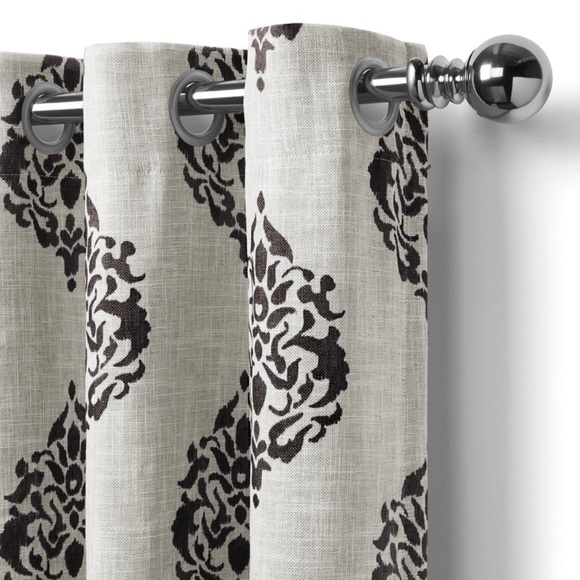 Beautiful curtains 50x95